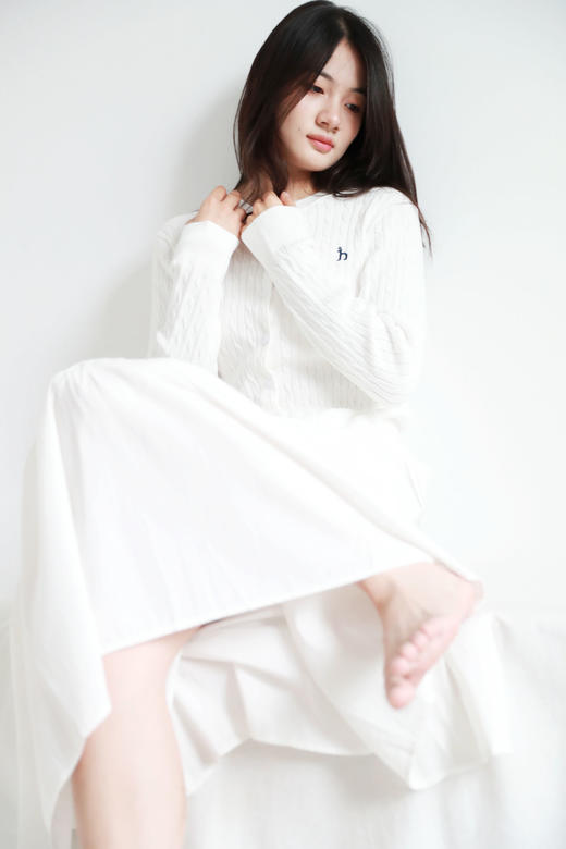 高尔夫绞花开衫，麻花针织毛衣。单排字母纽扣文艺针织衫C083060 商品图0