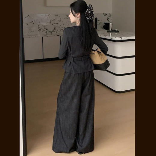 财阀松弛感‼️【老钱风马甲套装】短款收腰马甲+垂坠阔腿裤 一套穿两季 | 送腰带 商品图5