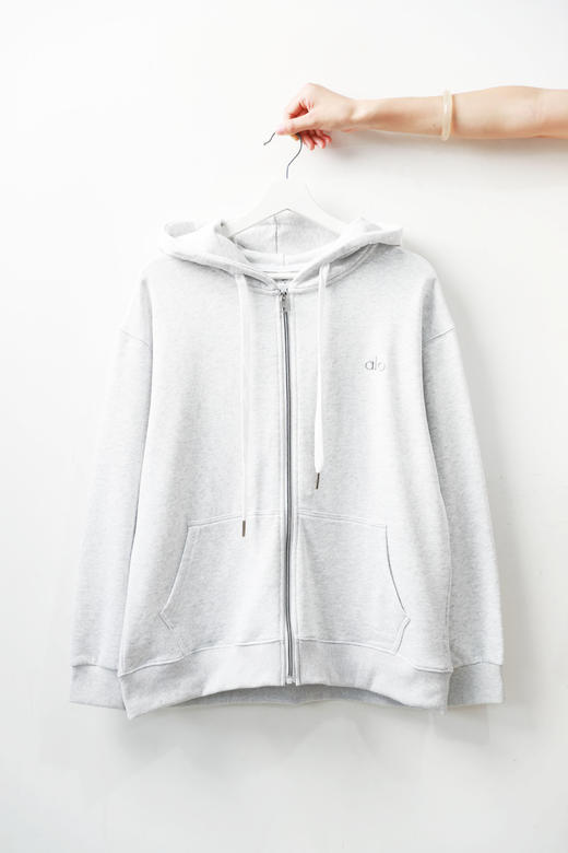 是显瘦的套装，卫衣+卫裤一起。美式瑜伽健身连帽卫衣长裤C083058 商品图4