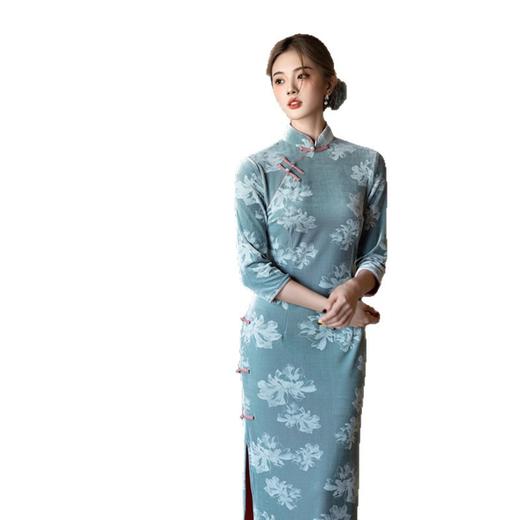 SYK35806复古民族风长款丝绒七分袖旗袍2025秋季新款年轻女士日常修身旗袍 商品图4