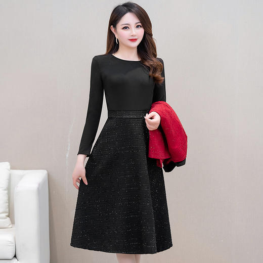 QYM 25CQD2506小香短款风外套两件套中长款A字裙套装 商品图1