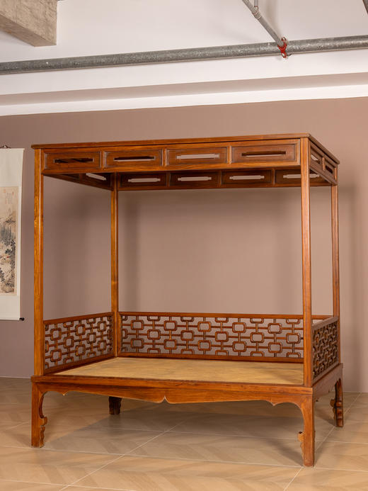 二十世纪	红木攒接十字海棠四柱架子床 商品图2