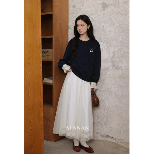 鹿向南「樱桃慕斯」假两件圆领卫衣女秋季宽松慵懒感黑色长袖上衣 商品图2