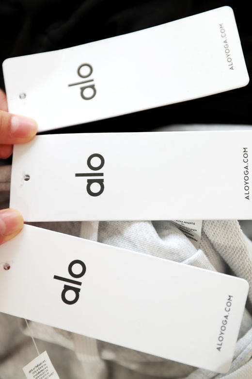 是显瘦的套装，卫衣+卫裤一起。美式瑜伽健身连帽卫衣长裤C083058 商品图2