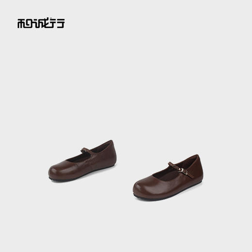 和诚行2025秋季新款圆头平底复古百搭时尚浅口休闲鞋1930103 商品图3