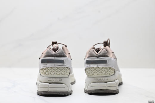 耐克Nike Zoom Vomero Roam复古休闲运动跑步鞋HQ2181-003男女鞋 商品图5
