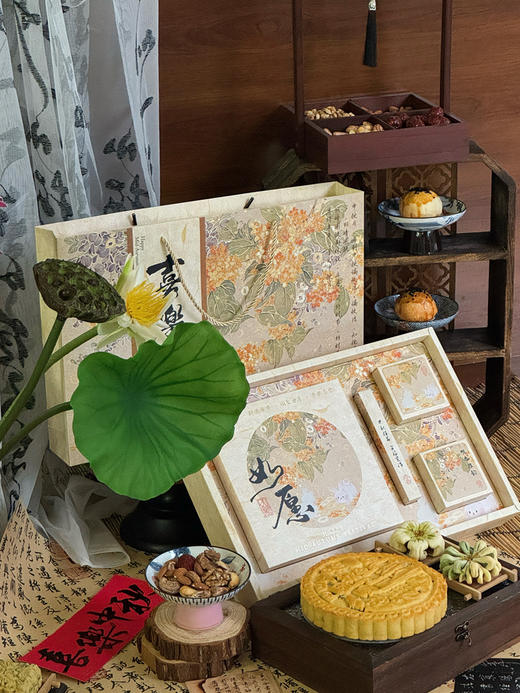 喜乐如意（含超大豪华低糖五仁内馅600克月饼＊1，花酥＊2） 商品图2