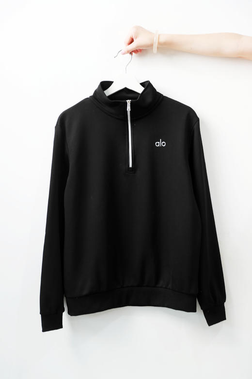 是显瘦的套装，卫衣+卫裤一起。美式瑜伽健身连帽卫衣长裤C083058 商品图11