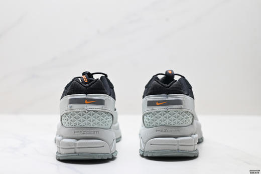 耐克Nike Zoom Vomero Roam复古休闲运动跑步鞋HQ2181-003男女鞋 商品图5