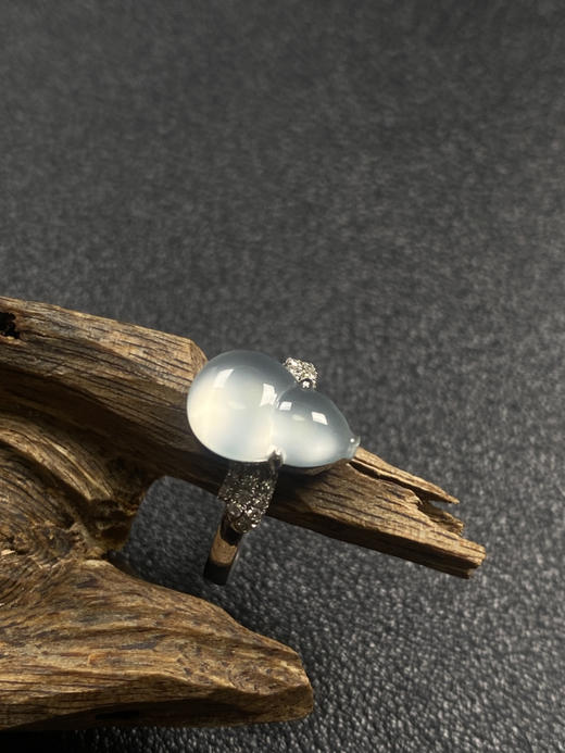 【FC0166】18K镶嵌翡翠玻璃珠葫芦戒指 水润光泽 荧光起胶 款式精美 商品图0