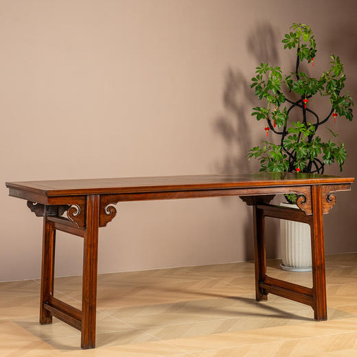 清	黄花梨镶瘿木夹头榫如意云纹画案 商品图1