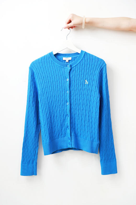 高尔夫绞花开衫，麻花针织毛衣。单排字母纽扣文艺针织衫C083060 商品图8