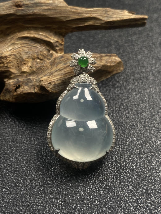 【FC0159】18K镶嵌翡翠冰葫芦吊坠 冰润通透  厚庄饱满 款式美观大气 商品图2