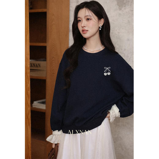 鹿向南「樱桃慕斯」假两件圆领卫衣女秋季宽松慵懒感黑色长袖上衣 商品图3