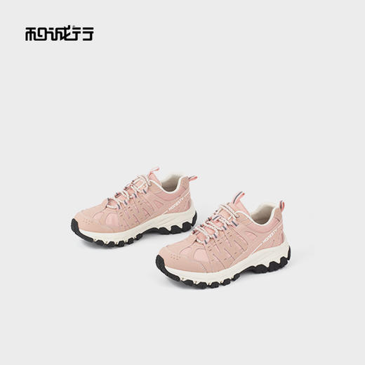 和诚行2025秋季新款显瘦增高百搭女式休闲鞋0551241 商品图3