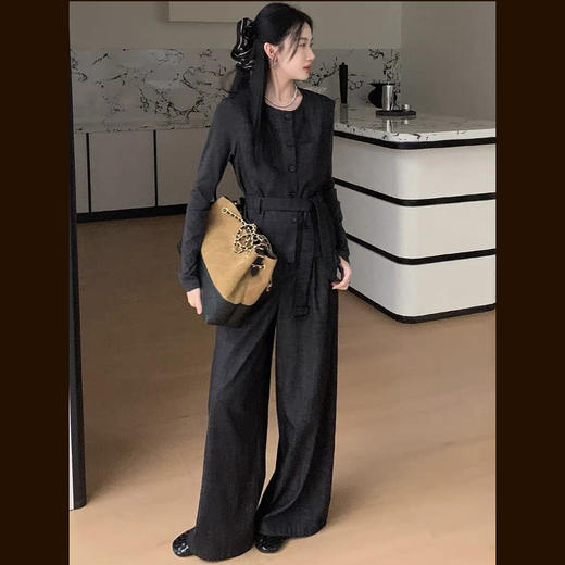 财阀松弛感‼️【老钱风马甲套装】短款收腰马甲+垂坠阔腿裤 一套穿两季 | 送腰带 商品图1