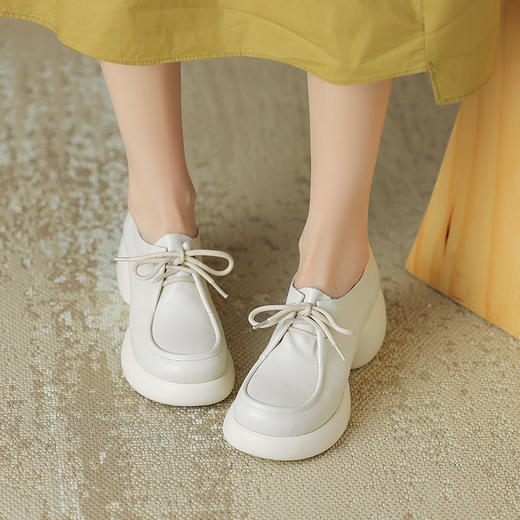 【预售5天】真皮小皮鞋女春秋新款厚底粗跟单鞋高跟系带女鞋英伦风乐福鞋DPJ&9692a 商品图1