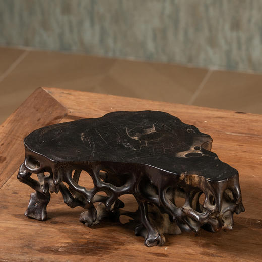 清	紫檀木雕根结形器座 商品图1