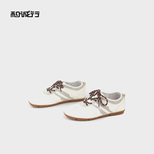 和诚行2025秋季新款软底舒服时尚百搭平底女式休闲鞋0930249 商品图3