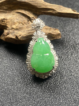 【FC0153】18K镶嵌翡翠阳绿葫芦吊坠 有种有色  款式大气