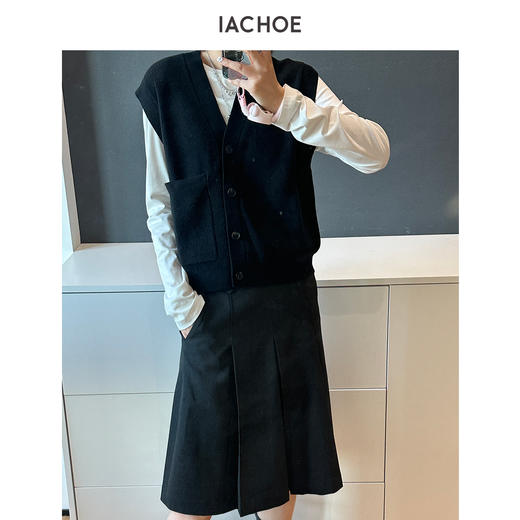 棉仓3661599003- v领羊毛马甲 商品图3