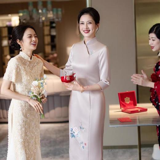 LHS C64婚礼连衣裙妈妈装喜婆婆婚宴装改良旗袍 商品图0