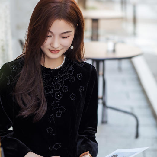 【林栖设计小店】真丝丝绒外套上衣复古钉花2025秋季新款衬衣1953074B 商品图3