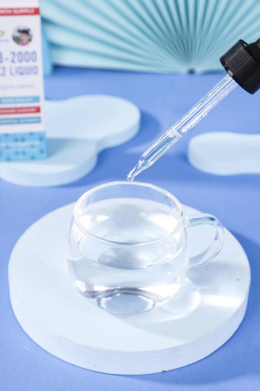 【香港仓发货 低致敏儿童专业维生素D+K1/K2滴剂】60ml 两个月剂量 每份含维生素D3 2000IU+ 120mcg维生素K2 专利MenoQ7®️和MK-4两种形式K2 甘油基底 引钙入骨 商品图4