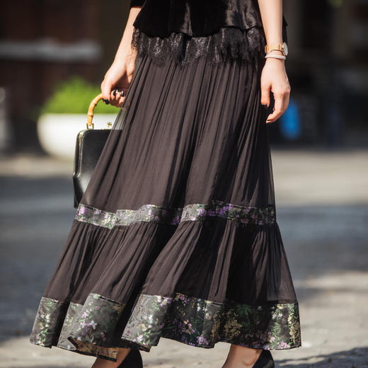 【林栖设计小店】桑蚕丝半身裙提花优雅百搭宽松显瘦2025秋季新款裙子女T1953301 商品图2