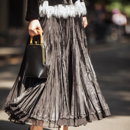 【林栖设计小店】（藏青色/黑色预售12.11）碎钻手工捏褶皱半身裙紫色2025秋季拼真丝休闲文艺新款长裙女1953039 商品图13