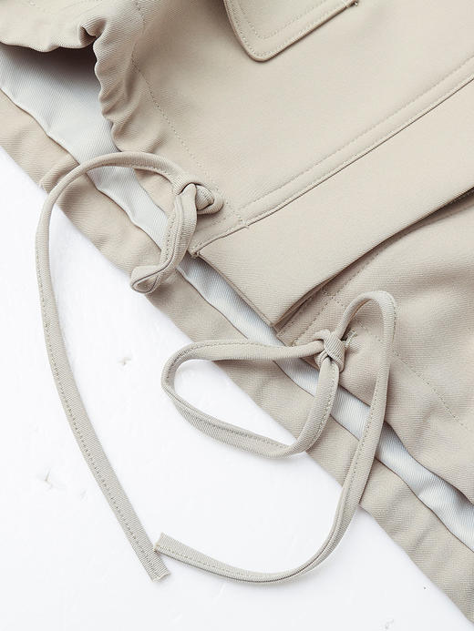 简约立领抽绳束口 卡其色休闲短款风衣外套 商品图4