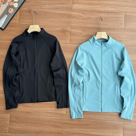 女士针织运动上衣外套 商品图0