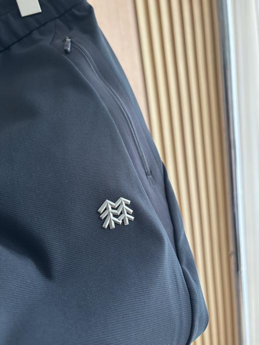 点此购买 可隆春秋季徒步登山男士横纹针织长裤 ye 328990 商品图9