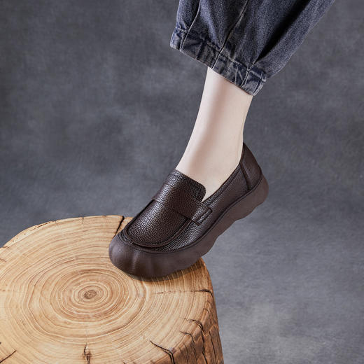 复古软底舒适女鞋，真皮一脚蹬平底妈妈鞋ZM258602 商品图1