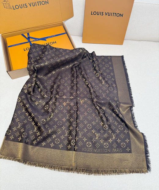 高端真丝披肩 商品图0