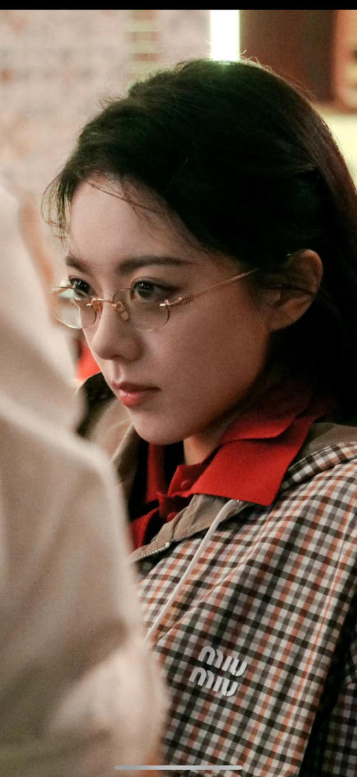 TB23-MIU MIU缪缪 简约大气板材镜 椭圆形 素颜镜（JH）8.31直播款 商品图5