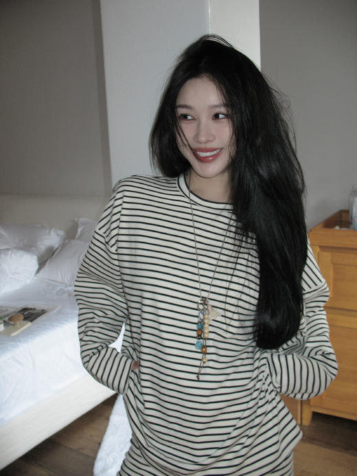 Read Nameless/ 韩系条纹卫衣+短裤 套装 2025/9/1 商品图14