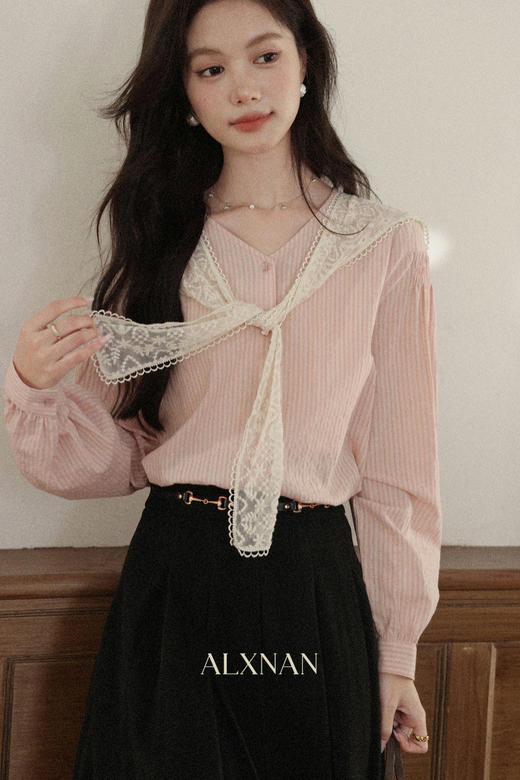 鹿向南「悄然心动」粉色条纹长袖衬衫女2025秋季新款法式甜美上衣L569102 商品图5