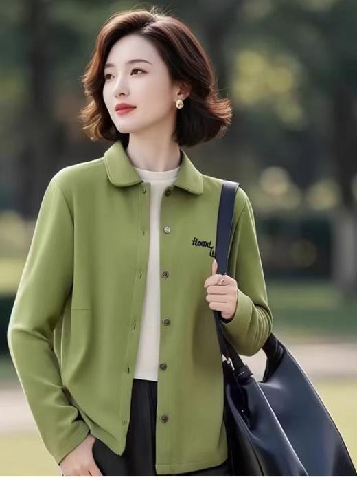 超火今年流行减龄女新款洋气减龄休闲薄款短款长袖衬衫2025年秋季 商品图2