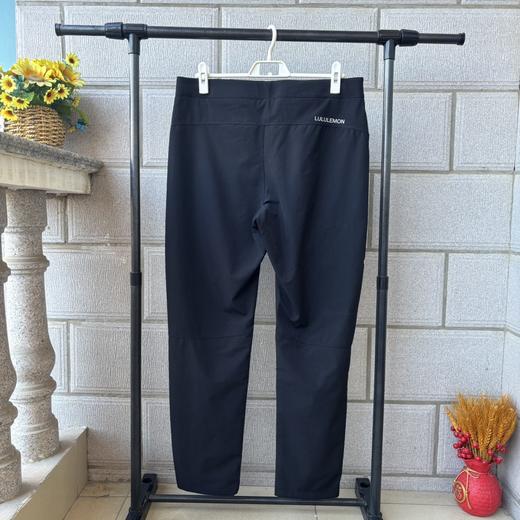 点此购买 lululemon露露男士经典百搭户外运动徒步速干长裤 kad 329129 商品图3