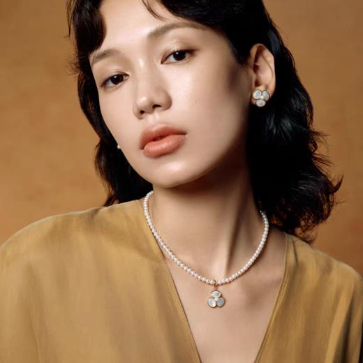 2楼「新品」Fellala/翡拉拉「白山茶」系列珍珠项链高级串珠颈链货号925304203吊牌价2399现价2159 商品图4