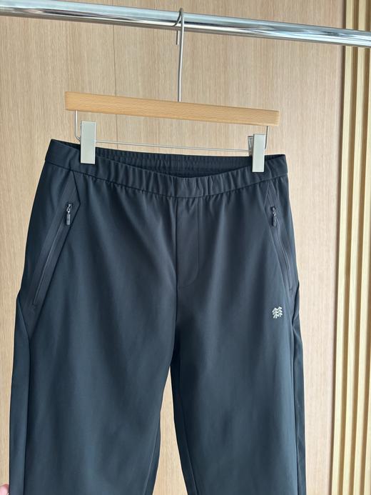 点此购买 可隆春秋季徒步登山男士横纹针织长裤 ye 328990 商品图5