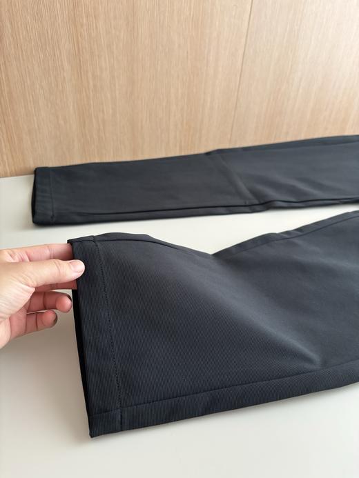 点此购买 可隆春秋季徒步登山男士横纹针织长裤 ye 328990 商品图13