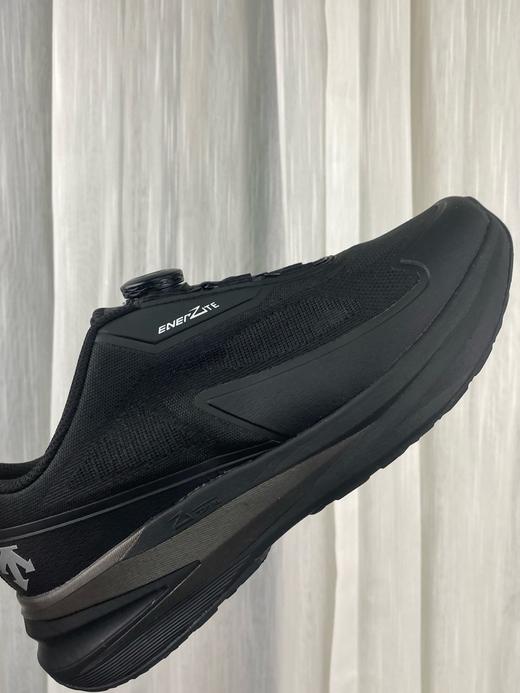 点此购买 迪桑特BOA旋钮系列LAVITATE WIRE 3.0缓震男女款户外休闲徒步鞋 98 329043 商品图12