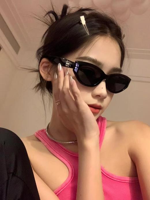 TB18-GENTLE MONSTER Rococo 01时尚个性前卫 不规则形 太阳眼镜 男女同款情侣款 黑色墨镜（JH）8.31直播款 商品图6