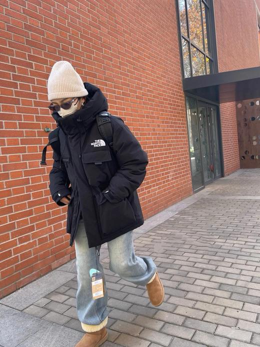 【顶顶好的】申敏儿同款 TheNorthFace北面工装羽绒服 进口正品一致专用鸭绒 保暖性出色，穿着轻便不厚重 男女同款  酷酷的又保暖 超适合通勤~ 商品图3