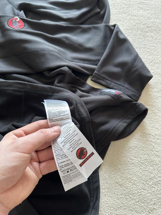 点此购买 猛犸象红标Aenergy ML Half Zip男士保暖半拉链抓绒套头衫 tuo 329099 商品图8