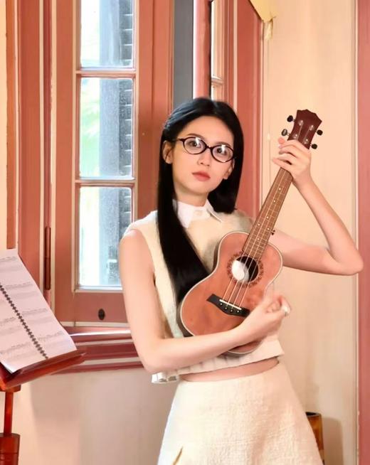 TB20 -MIU MIU缪缪 镜腿字母 醋酸纤维 椭圆形 光学镜架 男女同款情侣款 黑色/玳瑁色（JH）8.31直播款 商品图4