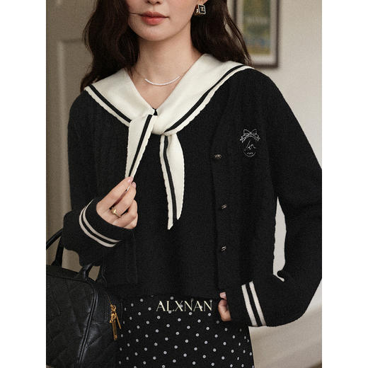 鹿向南「普拉多艺术展」学院风黑色短款长袖针织衫女初秋开衫上衣L57517-L57518 商品图2