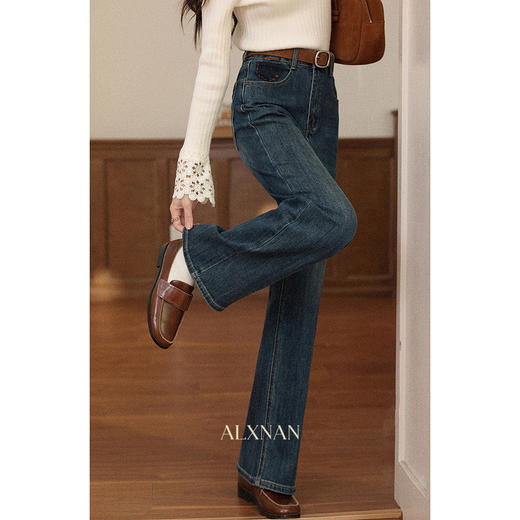 鹿向南「松弛自在」复古蓝色高腰牛仔裤女秋新款显瘦遮肉直筒长裤 商品图0